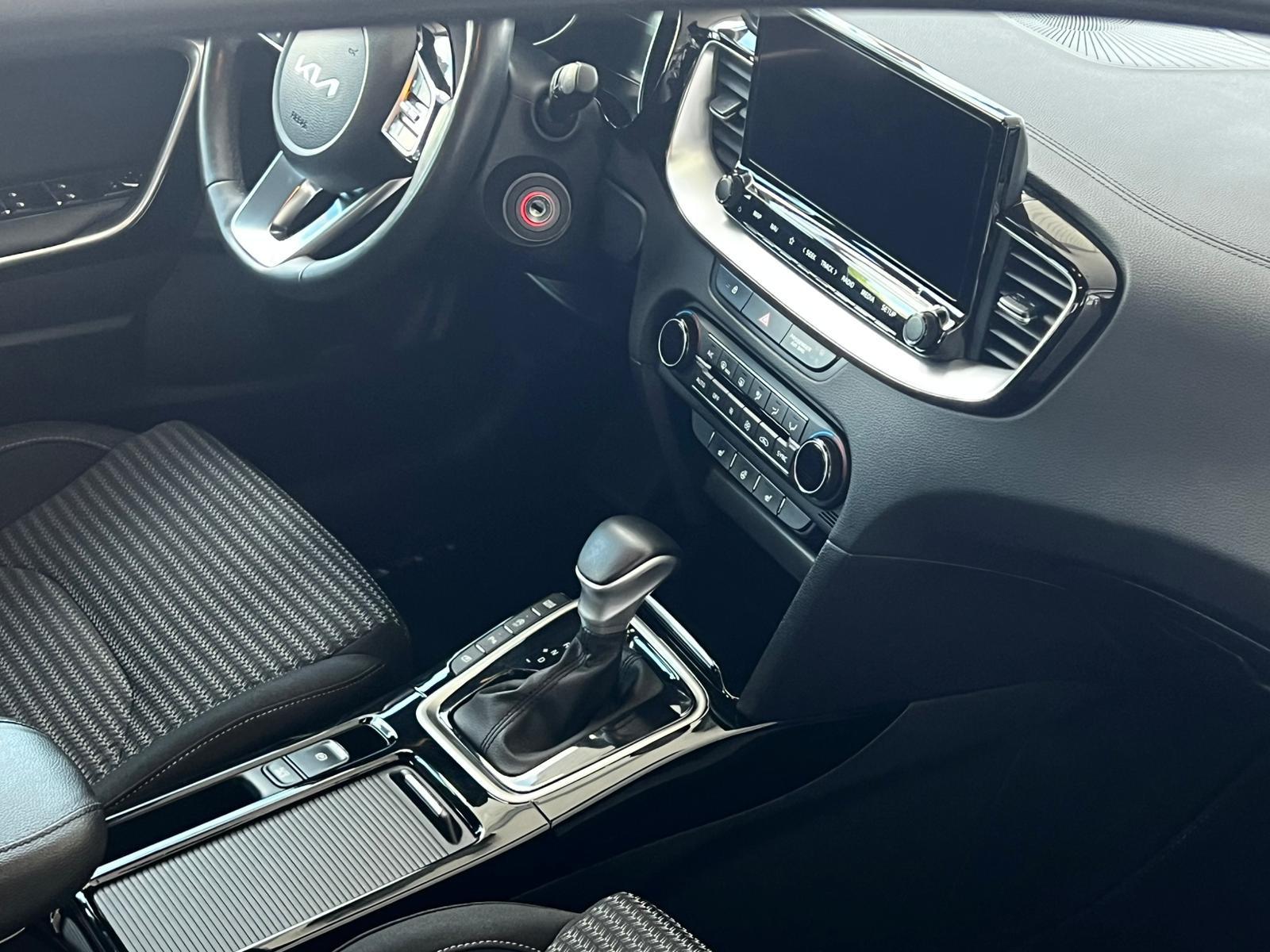 Kia cee'd Sportswagon 1.6 CRDI "R-Kamera/ACC/Navi"