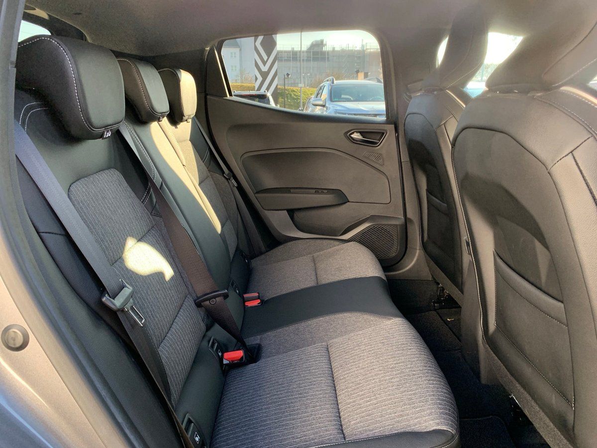 Renault Clio - Bild 26