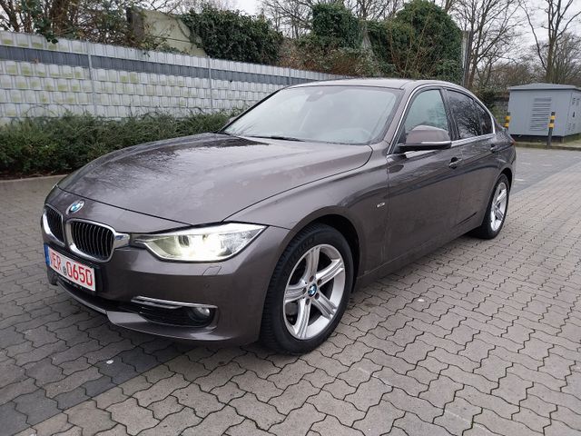 BMW 320dA*1.Hd.*Leder*Navi*HUD*Kamera*Xenon*LUXURY*