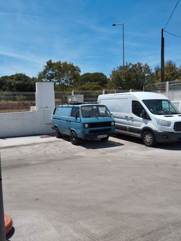 Volkswagen T3 Transporter mit Brandschaden 