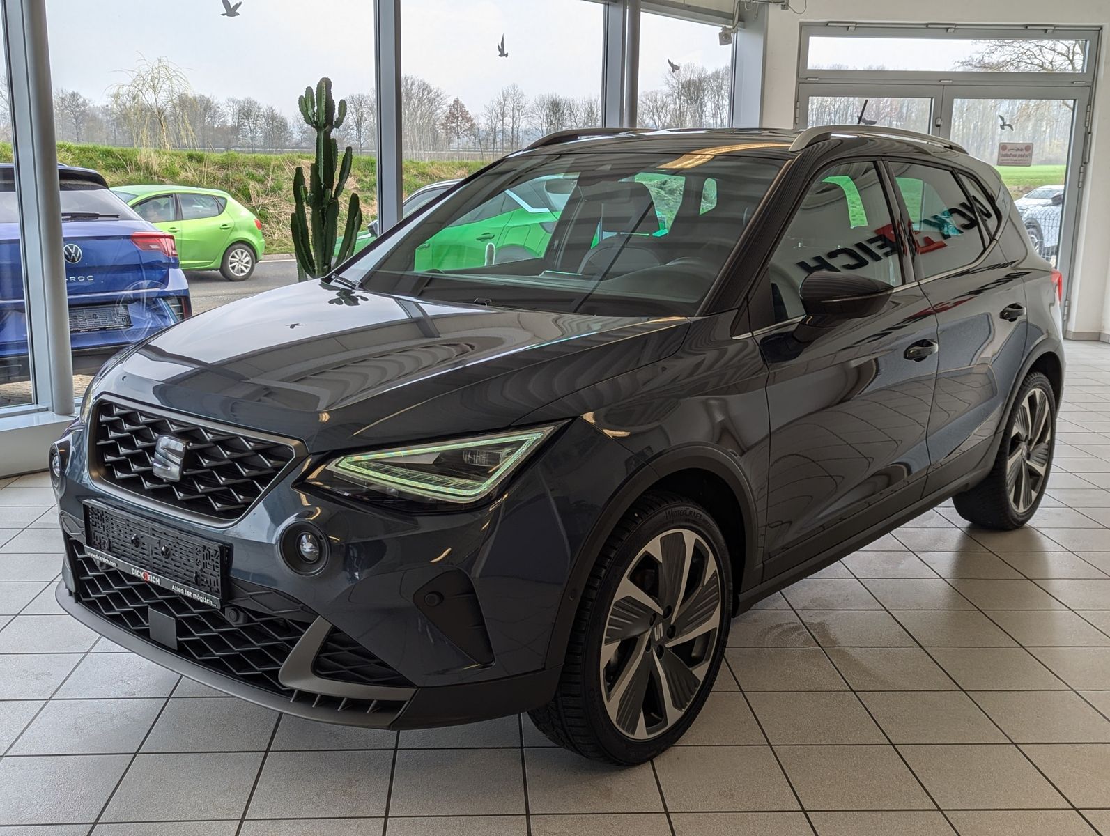 Fahrzeugabbildung SEAT Arona 1.0 TSI FR DSG LED Dinamica ACC AHK Kamera