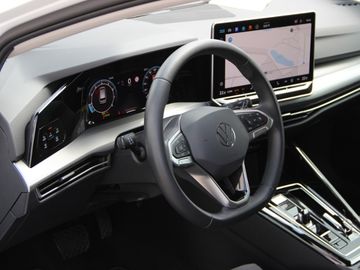 Volkswagen Golf VIII Variant 1.5 eTSI Style Tiptronic KLIMA