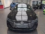 Volkswagen Arteon Shooting Brake 2.0TSI OPF4Moti DSG R-Line - Volkswagen Arteon mit Benzin-Antrieb: Kombi