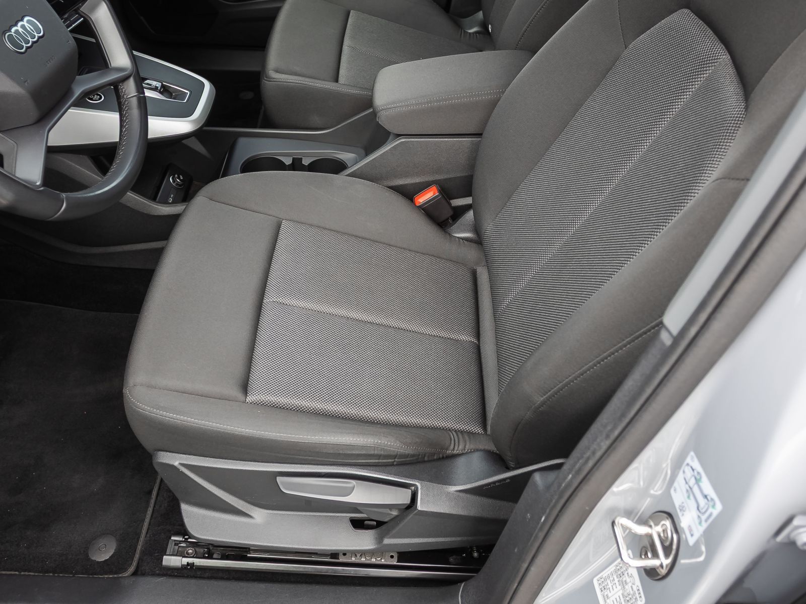 Audi Q4 e-tron - Bild 14