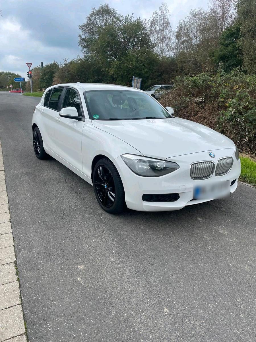 BMW 114