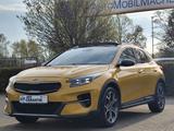 Kia XCeed 1,6 T-GDI  Automatik "Launch Edition" - scheckheftgepflegte Kia XCeed