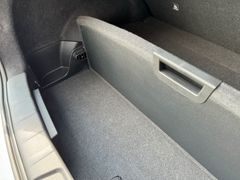 NISSAN Qashqai 1.3DIG-T Akari Autom. DCT Pano Voll-Lede