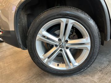 MYAUTOCENTER – Gebraucht- und Jahreswagen mit Werkstattservice in Pfaffenhofen Volkswagen Tiguan *Sport*NAVI*PDC*2-Zonen*BI-XENON*