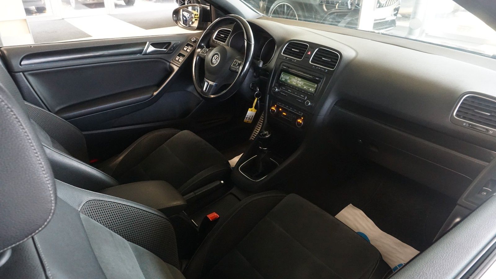 Fahrzeugabbildung Volkswagen Golf VI Cabriolet