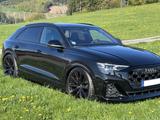 Audi SQ8 V8 - Voll - schwarz - 48.000,-€ u.NP