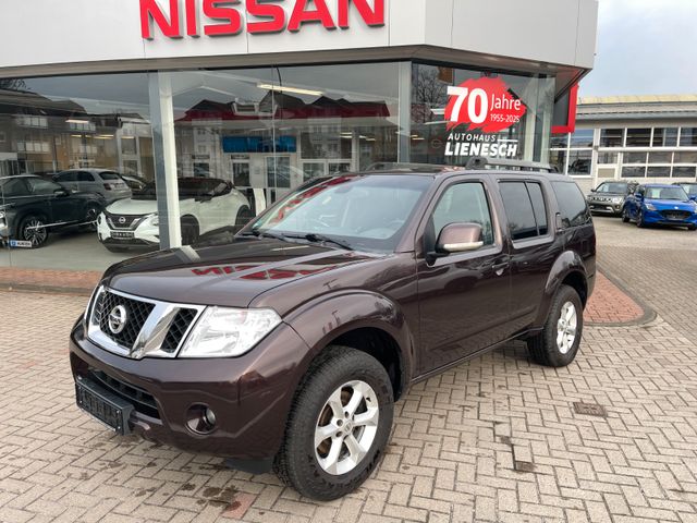 Nissan Pathfinder 2.5 dCi SE