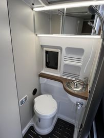 Westfalia Columbus 640 E 140 PS 8G  Zusatzbett SOLAR