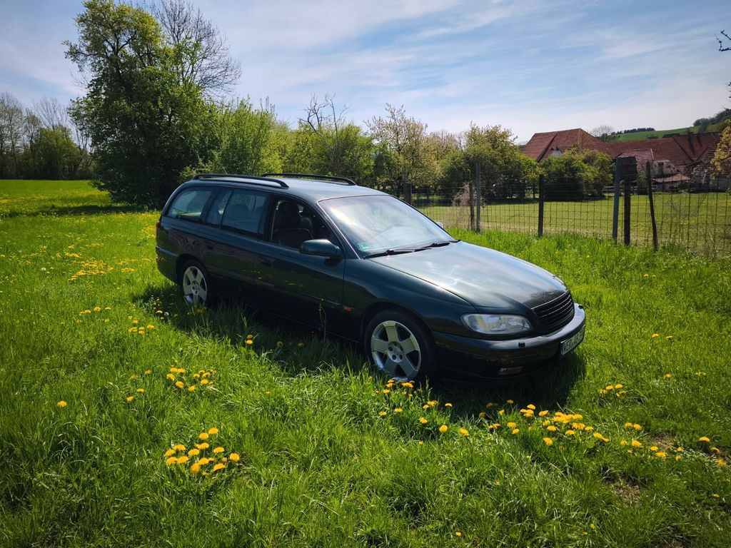Opel Omega
