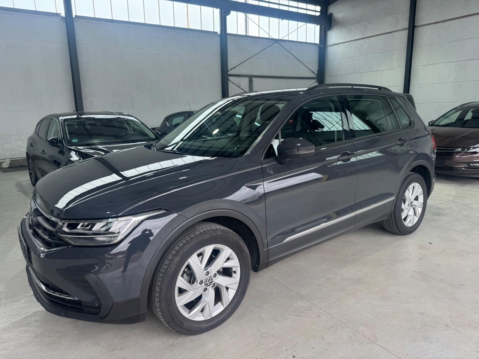 Volkswagen Tiguan Life 4Motion Navi Kamera Klima PDC Euro 6