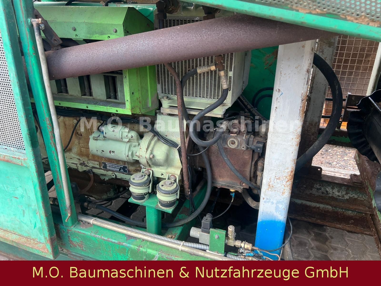 Fahrzeugabbildung Andere Jenz Holzbrecher Schredder Arbeitsmaschine