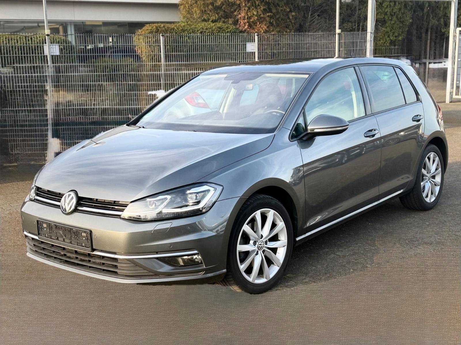Volkswagen Golf VII Lim. 2.0TDI Highline BMT/ Led Navi Kam.