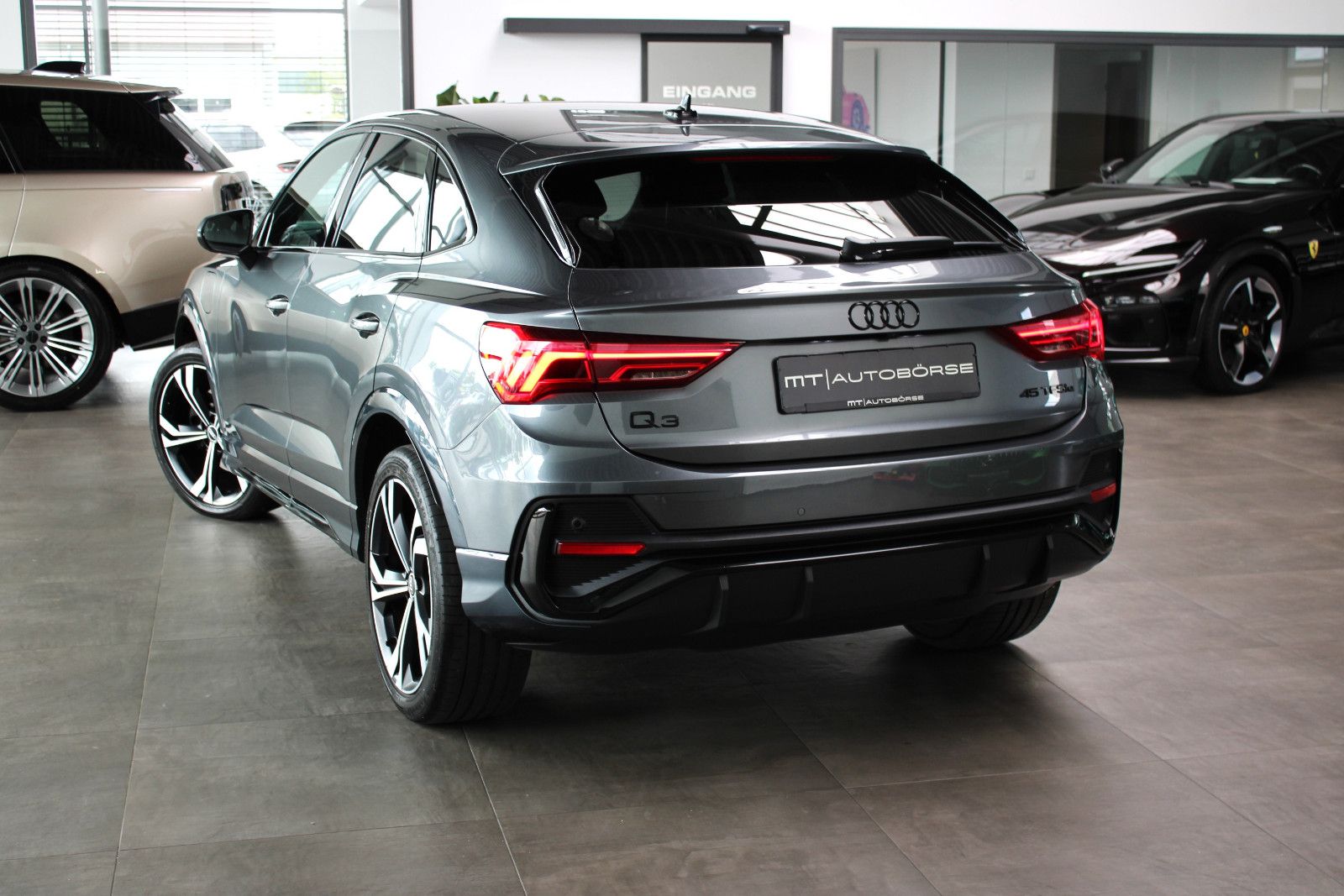 Audi Q3 SPORTBACK 45 TFSIe S LINE/AHK/ACC/MATRIX/20" foto 17