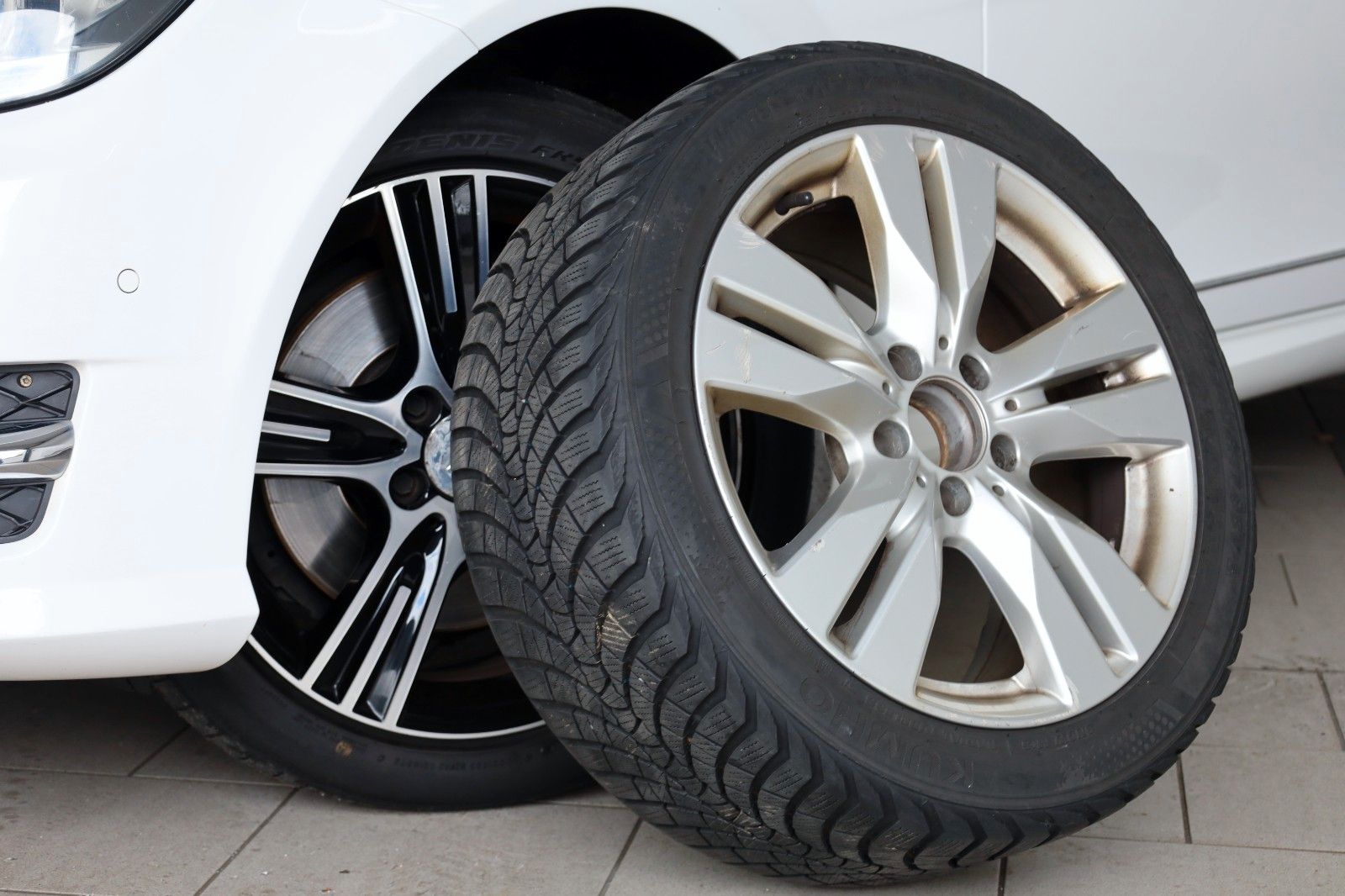 Fahrzeugabbildung Mercedes-Benz C 300CDI 4M T AMG TLeder,Navi,Xenon,SH,PDC,SR+WR