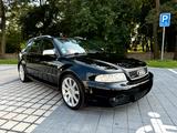 Audi RS4 2.7 quattro Original KM !! KEINE ROST !! - Audi RS4 aus 2001: Kombi