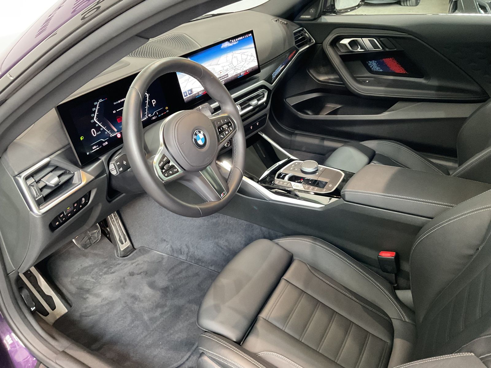 Fahrzeugabbildung BMW 230i M Sportpaket HK HiFi Glasdach ACC Stop&Go