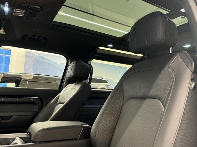 Foto Nummer 5: LAND ROVER Defender