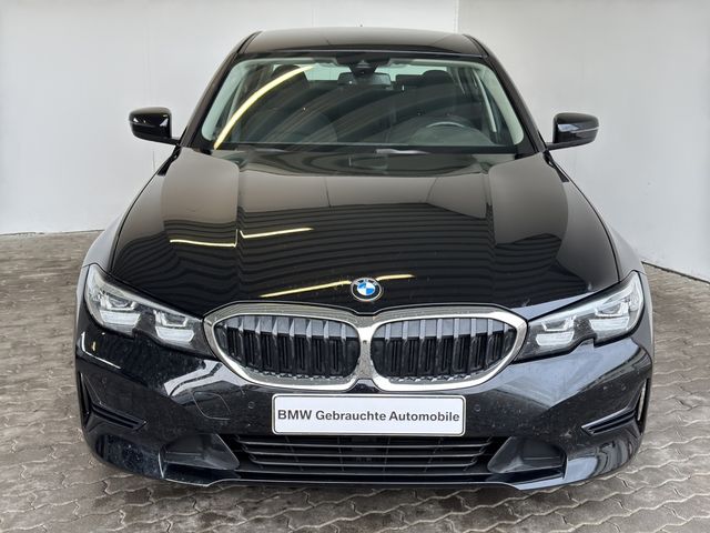 BMW 318iA Lim. Advantage Klimaaut.Tempo.PDC.SHZ.DuLa