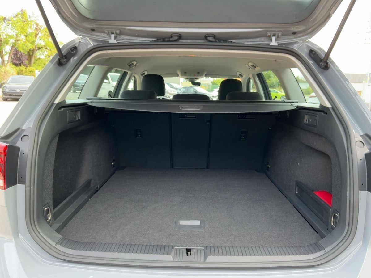 Volkswagen Passat Variant - Bild 15