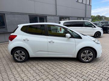 KIA Venga - 8