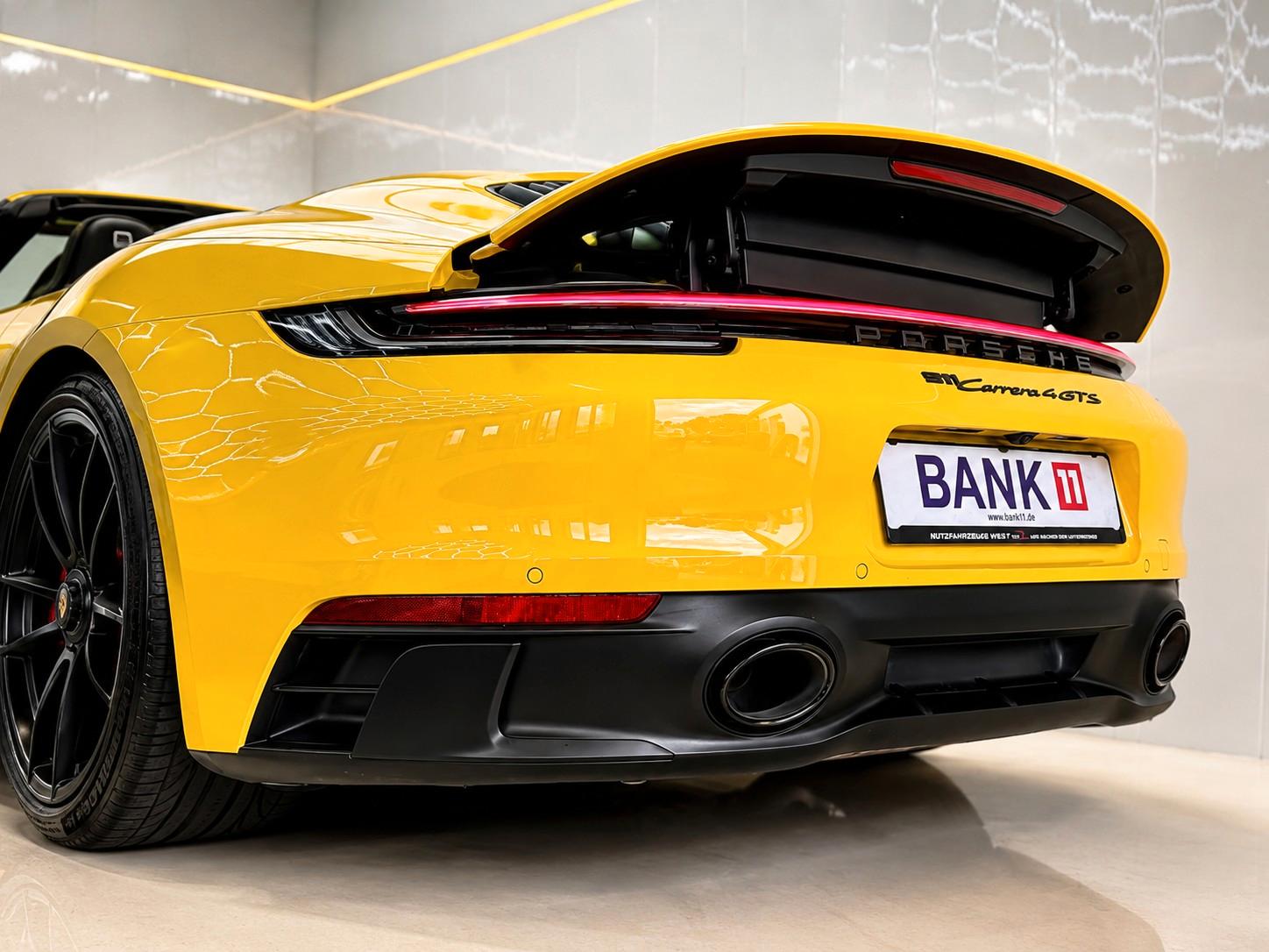 Porsche 992 GTS 4 CABRIO LIFT/BURMESTER/360/CHRONO/SPORT
