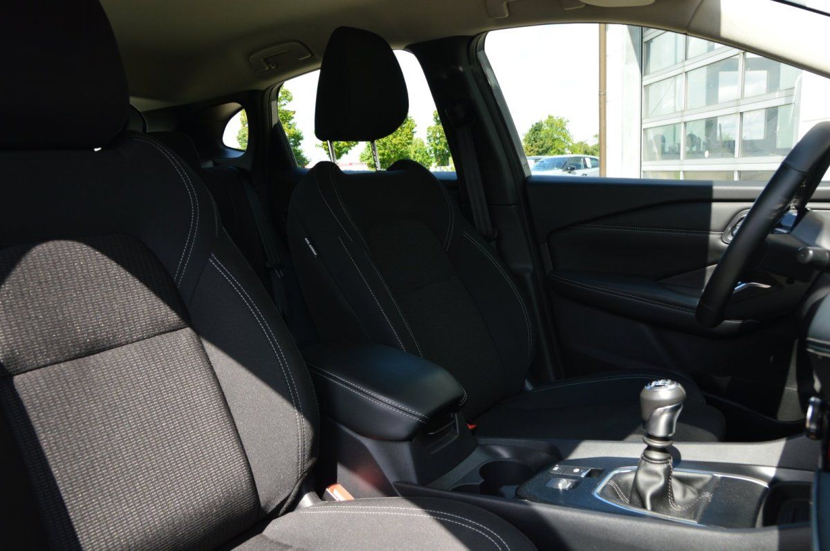 Fahrzeugabbildung Nissan Qashqai   Acenta 360 Grad Kamera Winterpaket