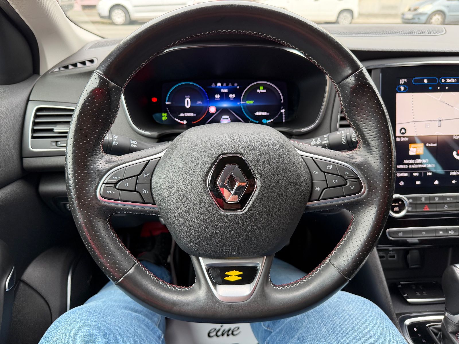 Fahrzeugabbildung Renault Megane IV Grandtour R.S. LINE 1-HD NAVI LED BOSE