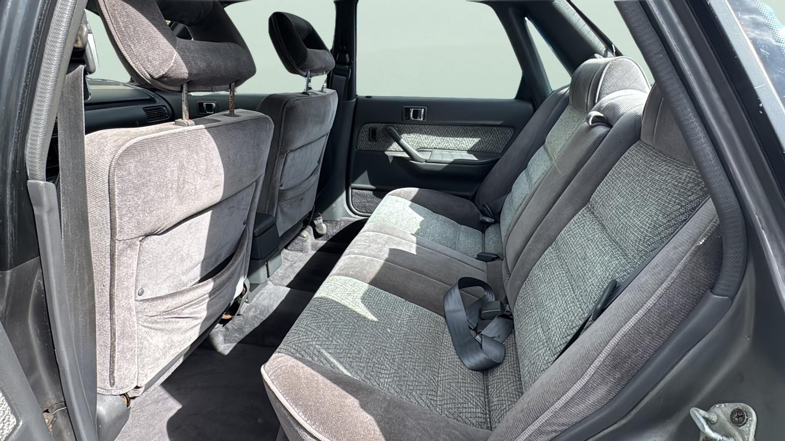 Toyota Camry 2.0 Automatik AHL OLDTIMER SCHIEBEDACH