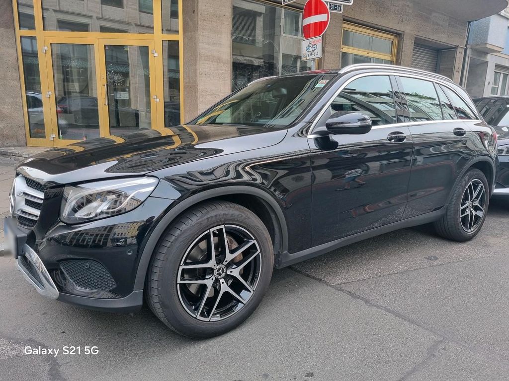 Image of Mercedes-Benz GLC 220