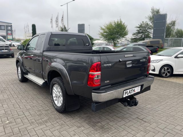 Toyota Hilux  Extra Cab Comfort 4×4