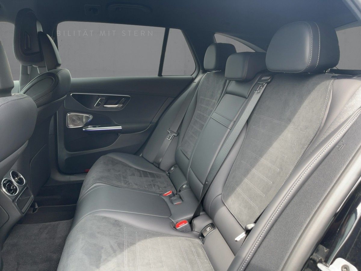 Fahrzeugabbildung Mercedes-Benz C 300 d T-Modell AMG/Night/360°/Digital-Light/AH