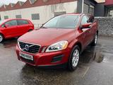 Volvo XC60 D4 Aut. Kinetic *AHK*Navi*SHZ*Tempomat* - rote Volvo XC60