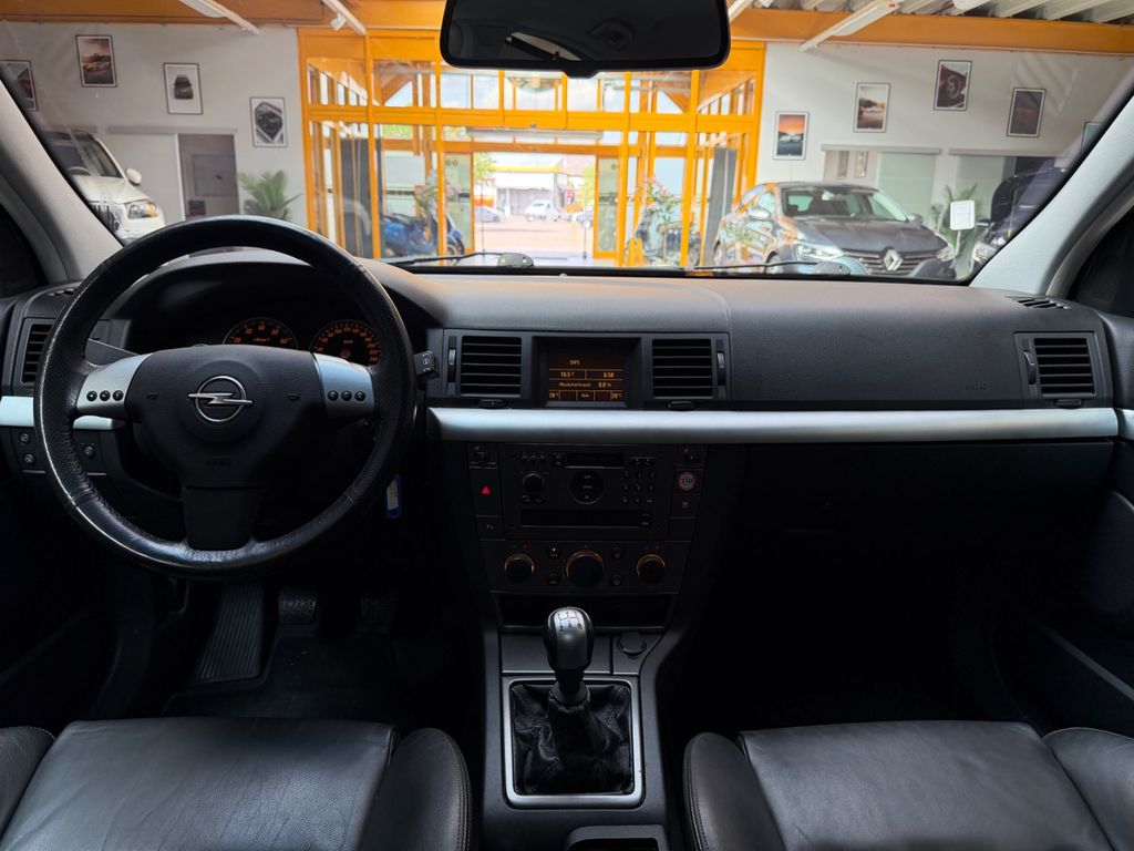 OPEL Vectra GTS 3.2 V6|Xenon|SHZ|PDC|Klima|1.Hand OPEL Vectra GTS 3.2 V6|Xenon|SHZ|PDC|Klima|1.Hand