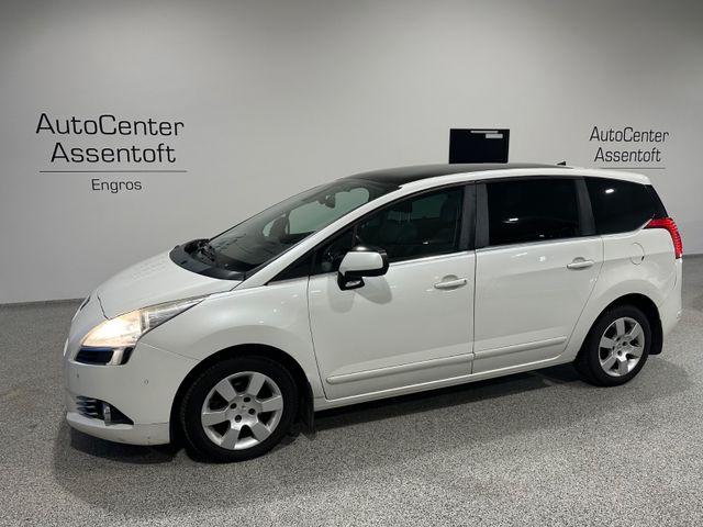 Peugeot 5008 1.6 Allure HDi FAP 110 7-Sitzer Leder Pano