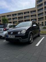 Volkswagen Polo 1.4TDI Fun Fun - Volkswagen Polo mit Diesel-Antrieb: Schiebedach, Limousine