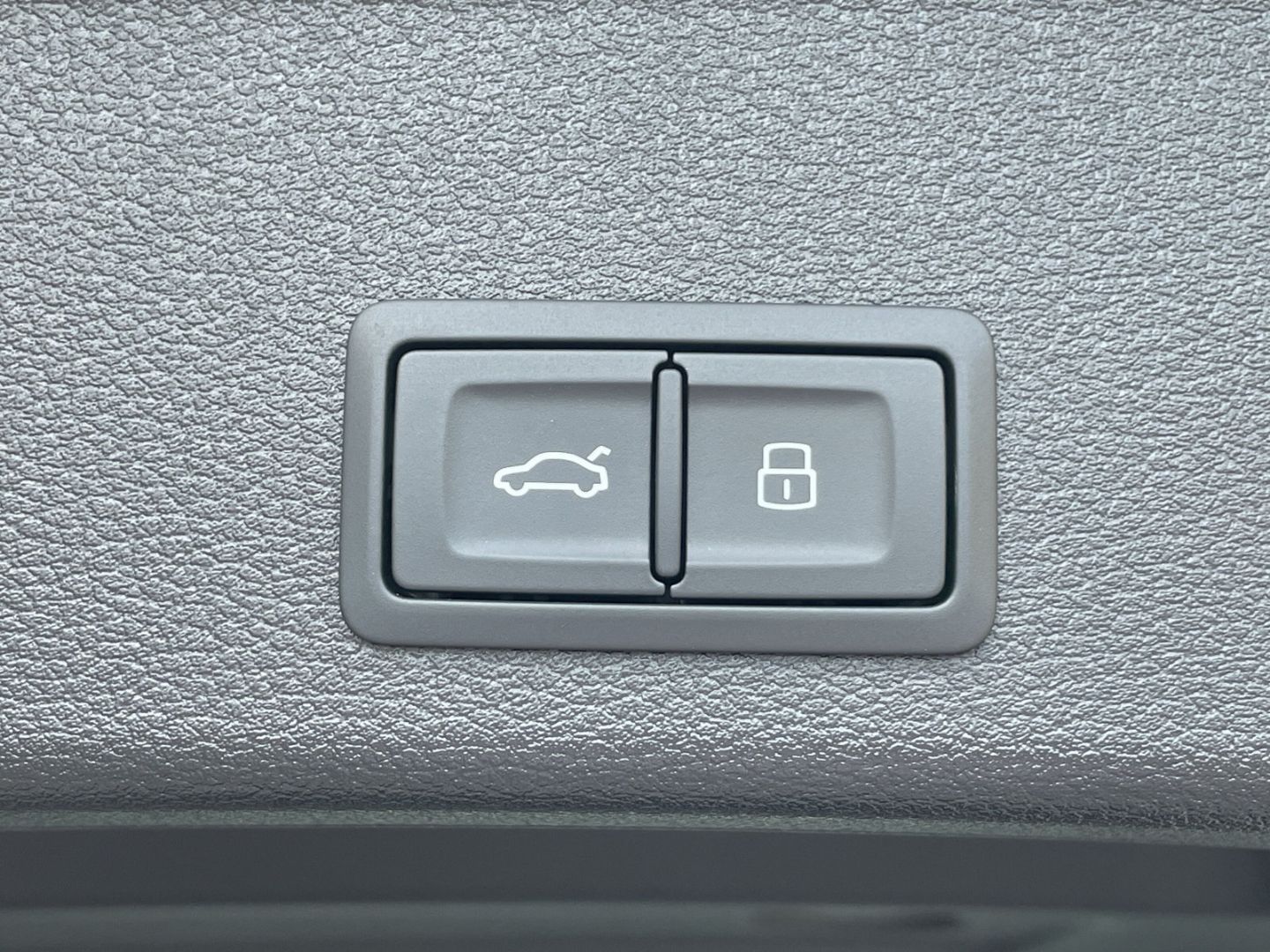 A4 Avant 40 2.0 TDI S Line Competition plus