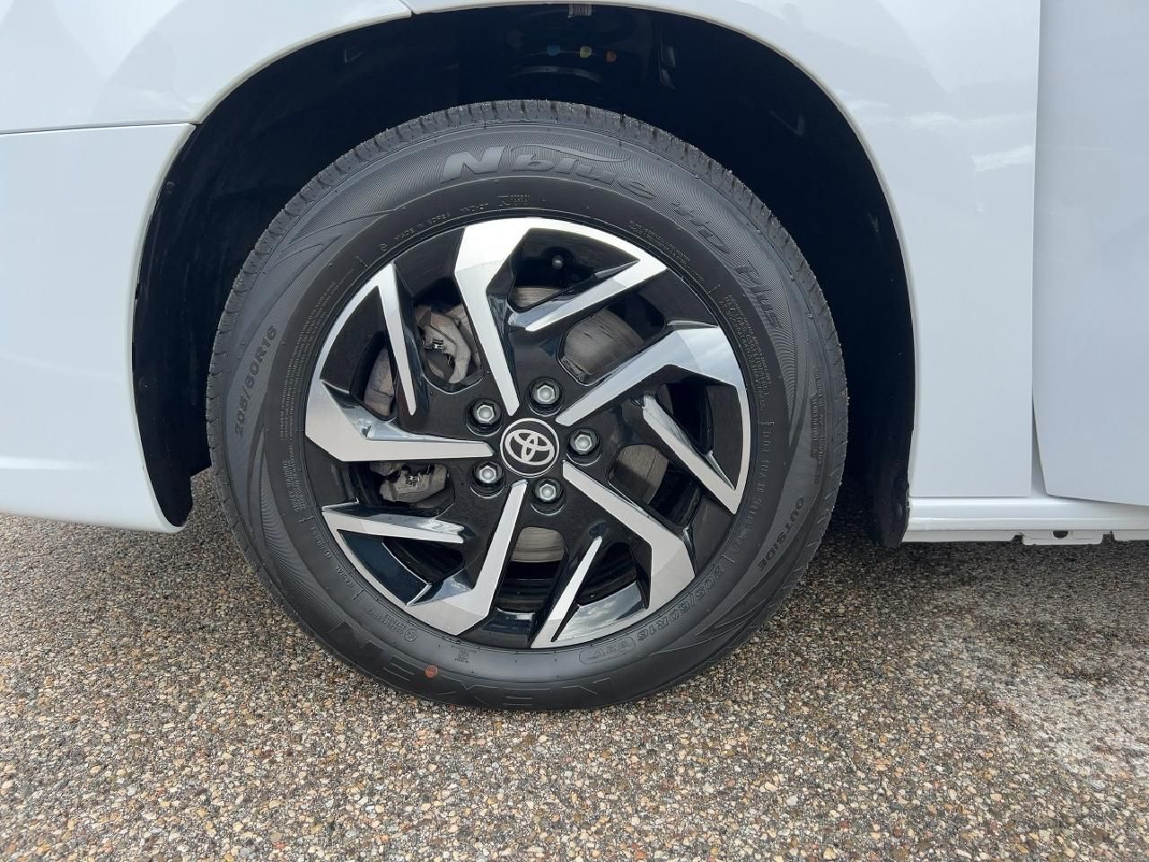 Fahrzeugabbildung Toyota Proace City Verso L2 Team Deutschland *7 Sitzer