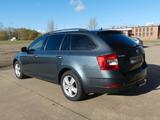 Skoda Octavia Combi Ambition/AUTOMATIK/NAVI/PDC/AHK!!! - Skoda Octavia: Winterreifen