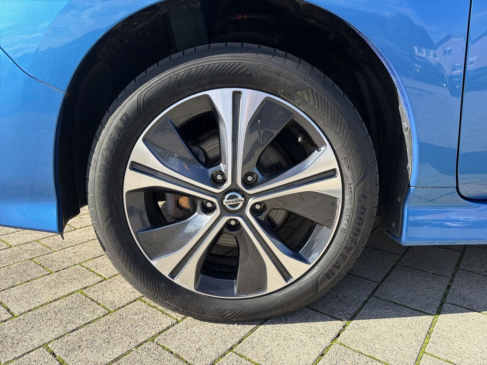 Fahrzeugbild 13