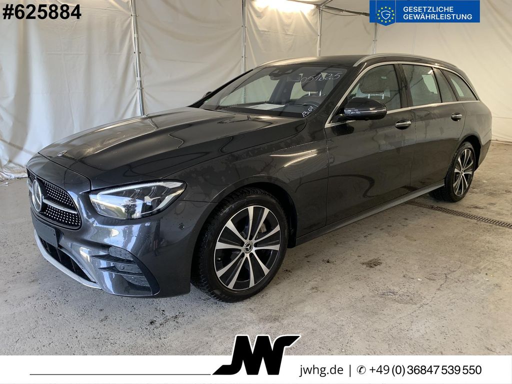 Image of Mercedes-Benz E 300