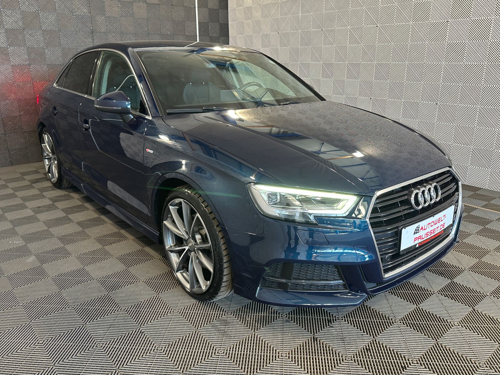Gebrauchtwagen Audi A3 A3 Lim. 35 TDI*S LINE*LED-AHK-TEMPO-PDC-DSP-MMI in Horb am Neckar