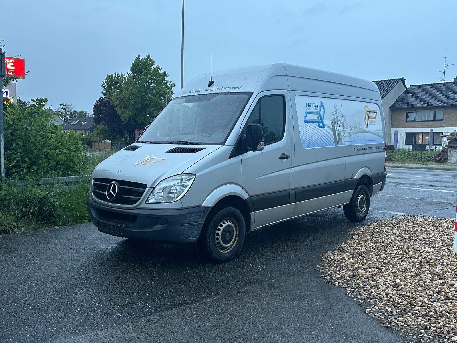 Mercedes-Benz Sprinter 319 CDI L2H2 AUT. TEMPOMAT*AHK 3.5T