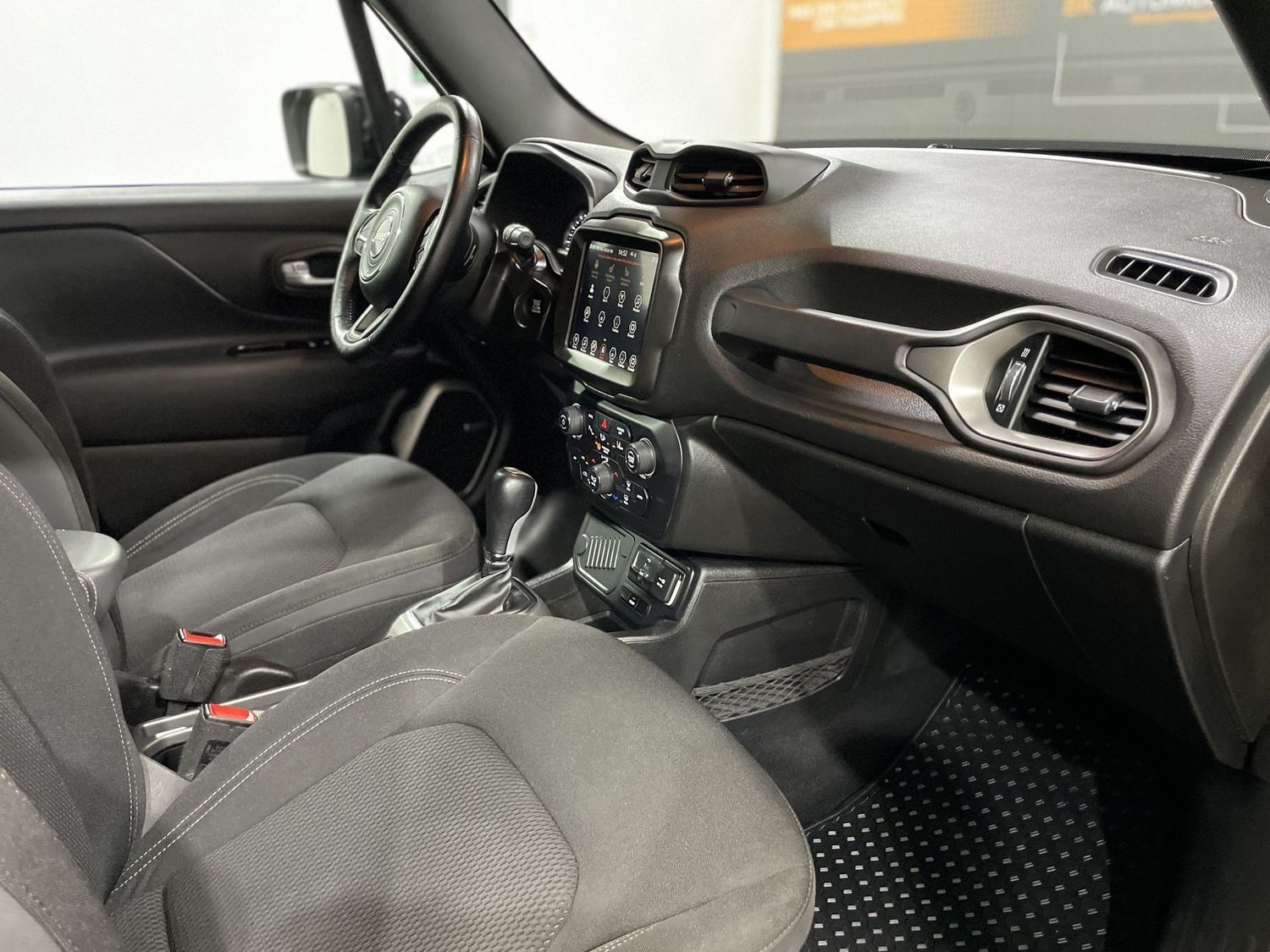 Fahrzeugabbildung Jeep Renegade S FWD #LED#Spur#Kamera#Keyless#ACC