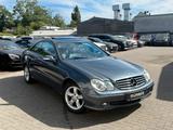 Mercedes-Benz CLK 320 Avantgarde*Leder*Glasdach*PTS - graue Mercedes-Benz CLK 320