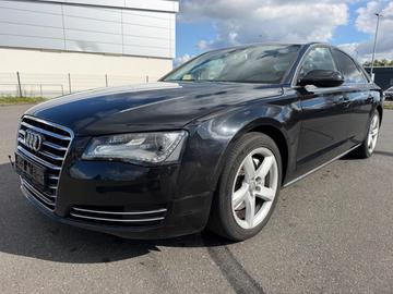 2011 AUDI A8 — фото 1