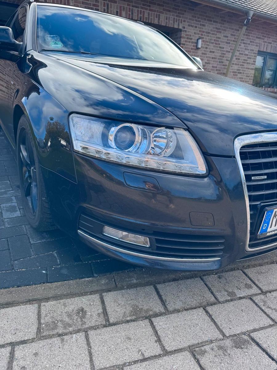 Audi Quattro 2011 — engine